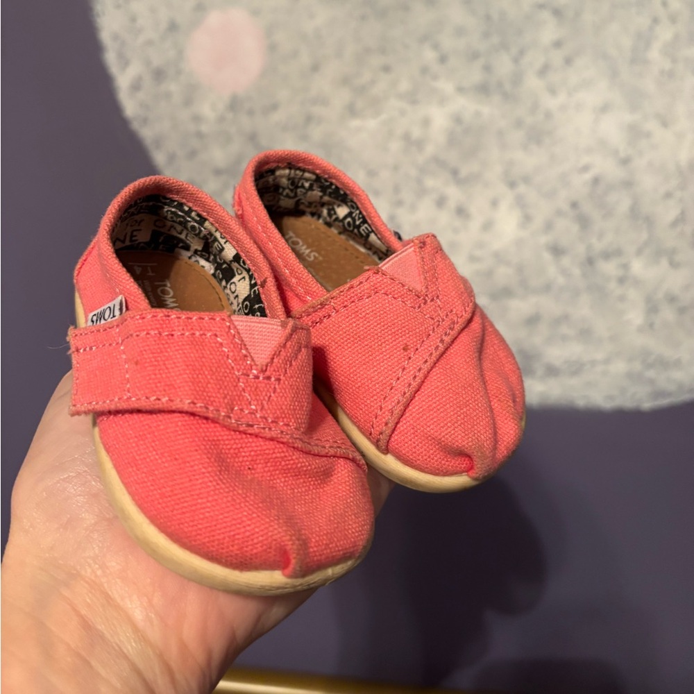 Pink Toddler Toms